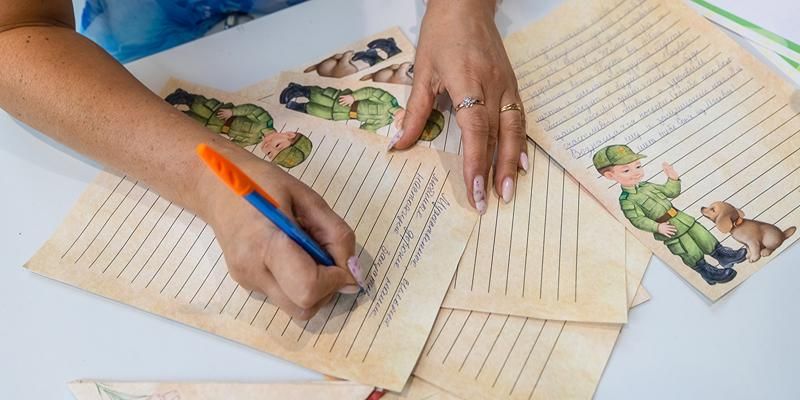 От продуктов до лекарств: как столичные предприниматели помогают бойцам СВО