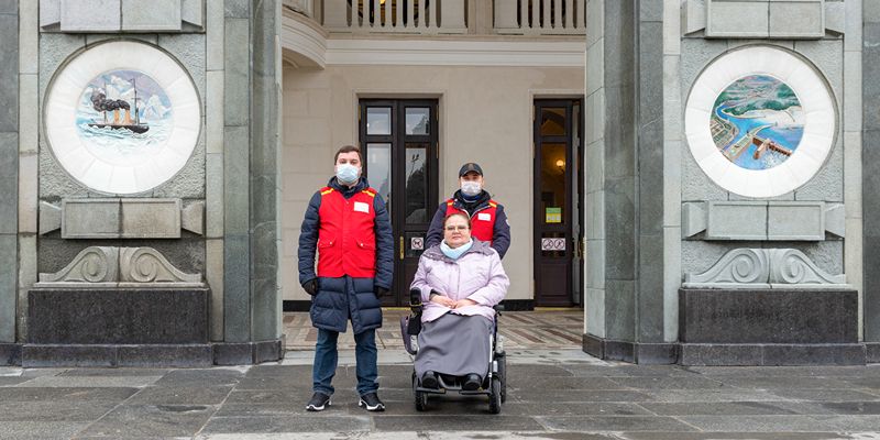 Сотрудники ЦОМП помогли маломобильным пассажирам больше 31 тысячи раз на Северном речном вокзале в 2022 году