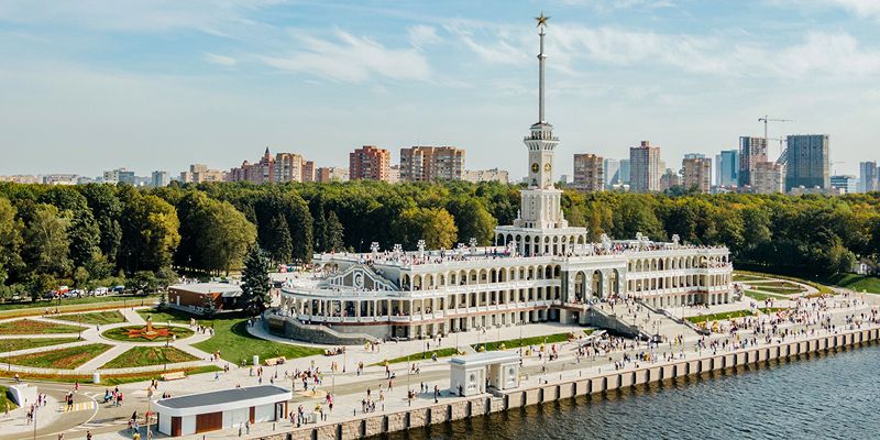 «Грандиозен, красив и уютен»: как создавали и возрождали Северный речной вокзал