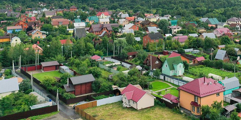 Город выставил на продажу шесть участков в ТиНАО для строительства частных домов