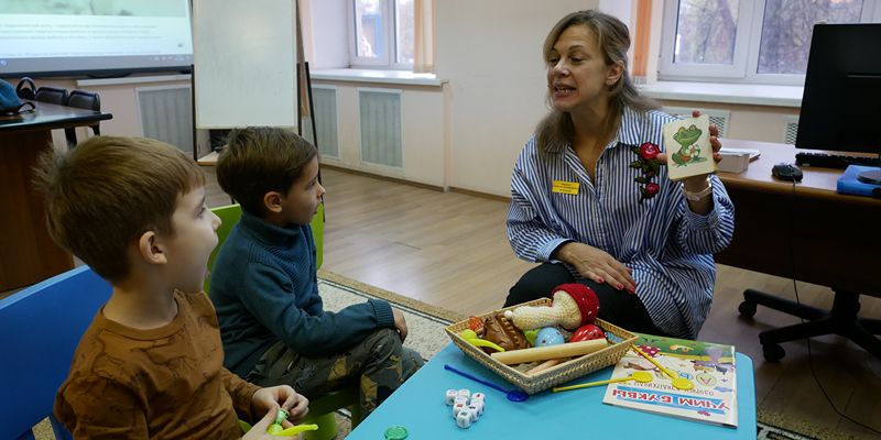 Столичных педагогов научат выявлять речевые нарушения у детей на ранней стадии