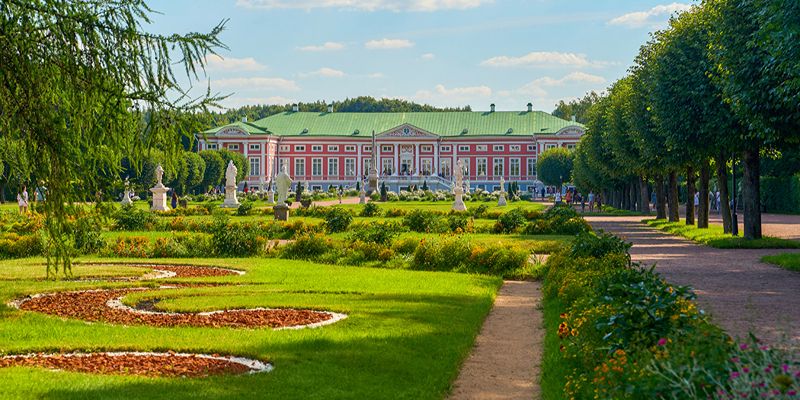 Литературные чтения и иммерсивные спектакли: в столице впервые пройдет фестиваль «Усадьбы Москвы»