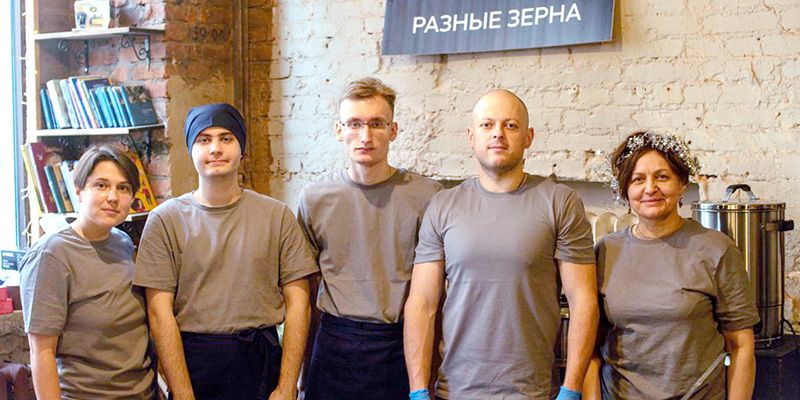 Мультшкола и инклюзивное кафе: какие еще проекты представили в Москве выпускники школы социального предпринимателя