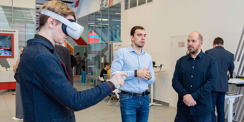 Новые резиденты московского 5G-демоцентра представили свои решения отраслевым компаниям
