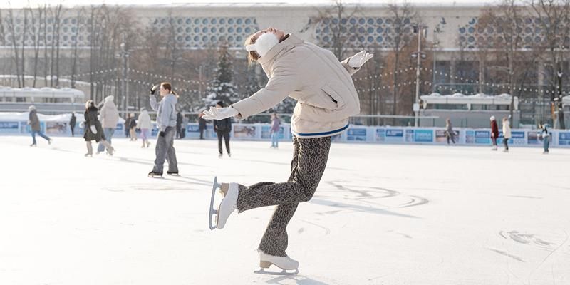 14 февраля на трех столичных катках пройдет фестиваль «Сердца на льду»
