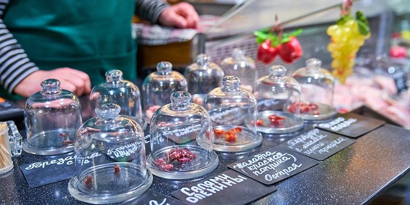 На московских ярмарках в марте пройдут дегустации сыров, мясных деликатесов и кофе