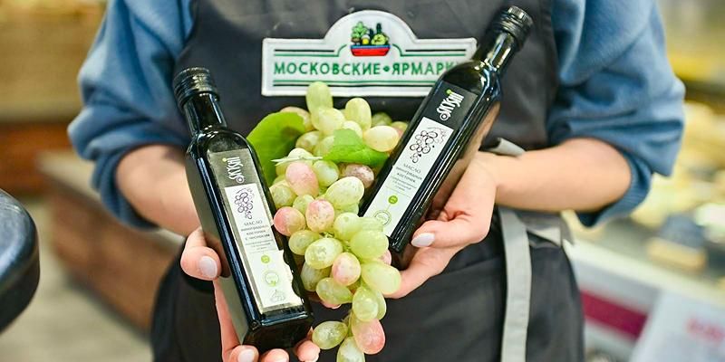 Рапаны, барабулька и клубника: какие продукты из Крыма можно найти в столичных магазинах и на рынках