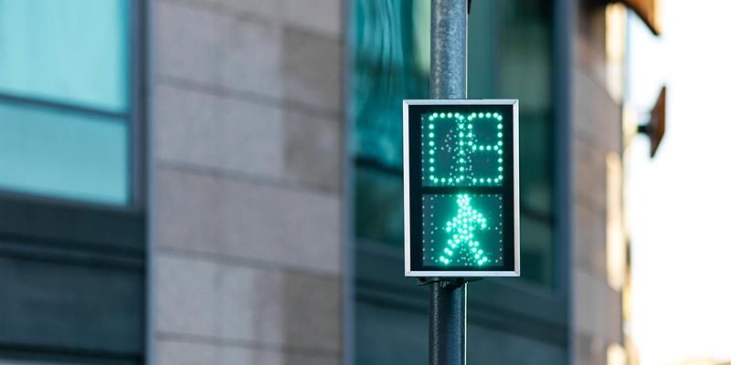 С начала года в Москве установили и модернизировали светофоры по 135 адресам