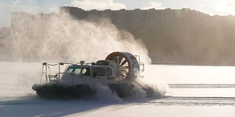 Спасатели круглосуточно патрулируют столичные реки и водоемы