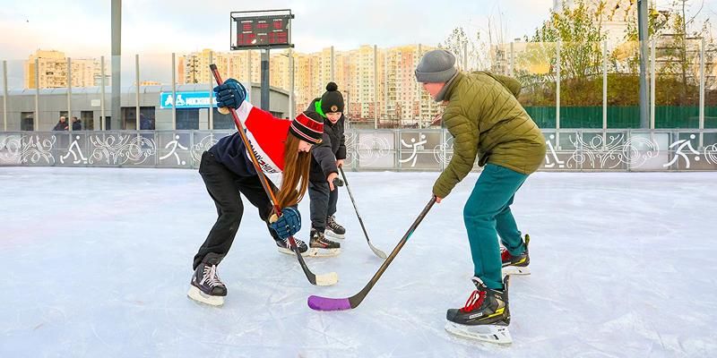 Юные москвичи выберут лучшие круглогодичные спортплощадки в новом опросе на платформе «Активный гражданин — детям»