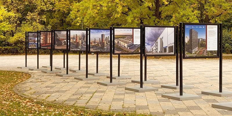Фотовыставка о лучших строительных проектах заработала в парке 50‑летия Октября