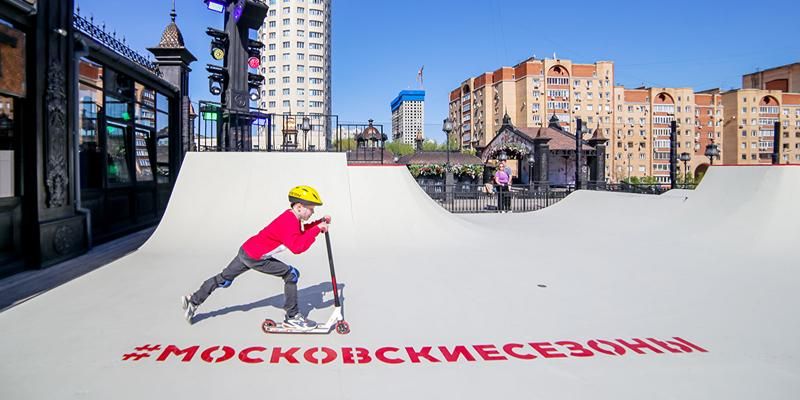 Стритбол, падел-теннис и скейт-парки: в столице открылись спортивные площадки «Московских сезонов»