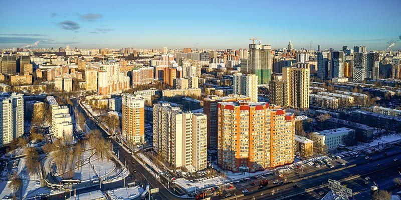 В Москве в этом году капитально отремонтируют более 850 крыш жилых домов