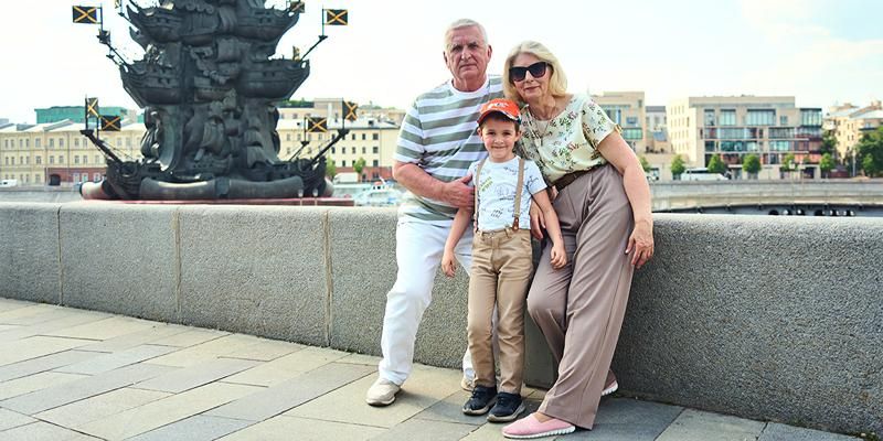 Бабушки, дедушки и внуки: «Московское долголетие» примет участие в фестивале поколений в Парке Горького