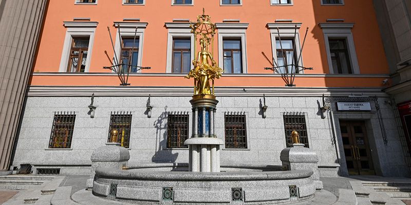 На Арбат после реставрации вернулась скульптура принцессы Турандот