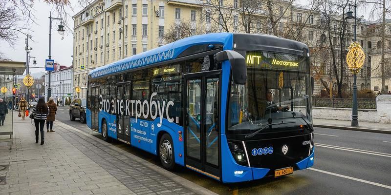 Шесть новых выделенных полос начнут работать с 20 декабря в Москве