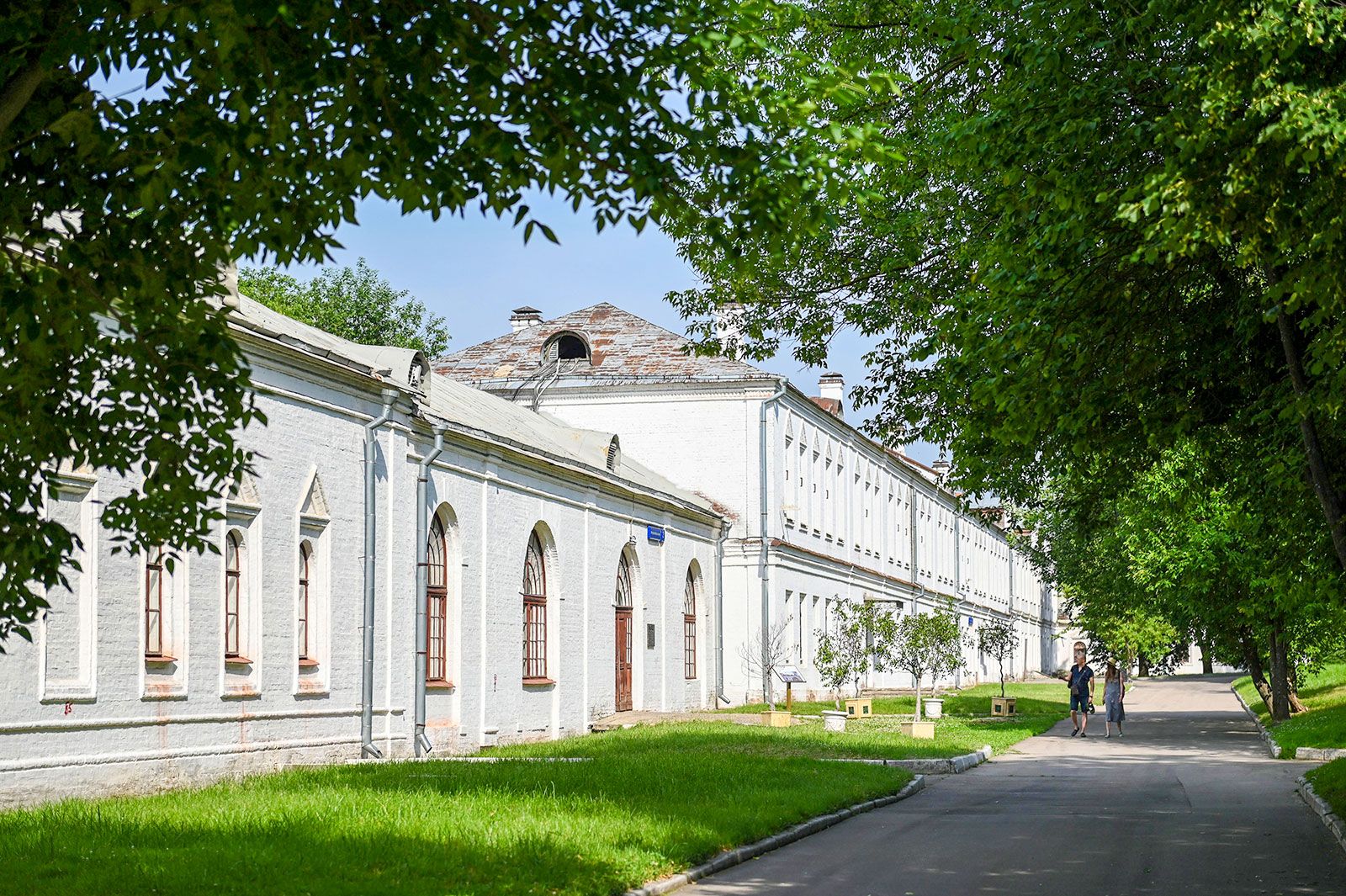 Дачные маршруты старой Москвы: где отдыхали цари, художники и писатели