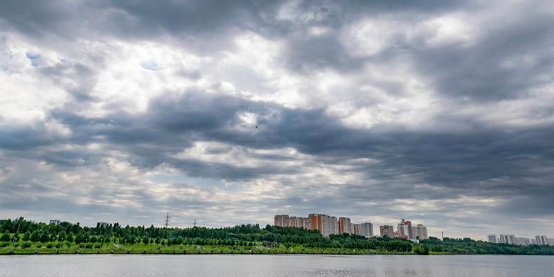 Парки и фестивальные площадки временно закрыли из-за непогоды
