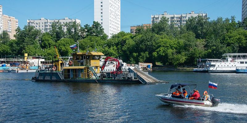 В Москве очистили акватории и углубили дно пассажирских причалов
