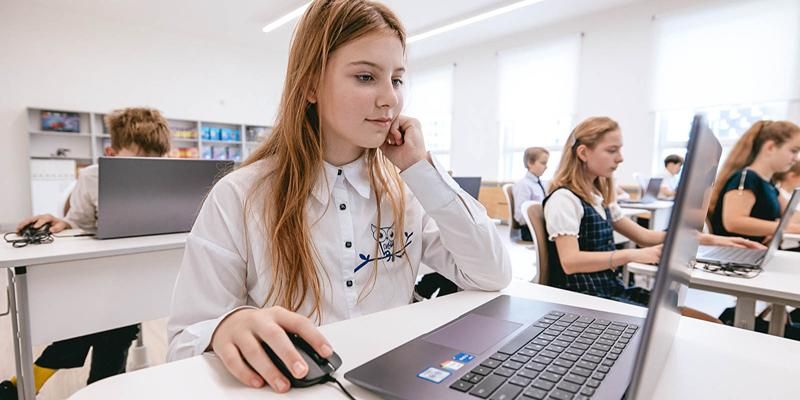 Как столичное образование стало доступнее и удобнее благодаря порталу mos.ru