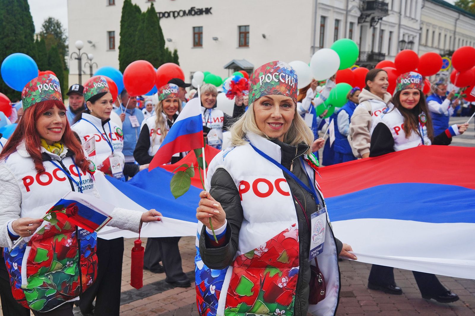 Участники проекта «Московское долголетие» представили столицу на слете граждан старшего поколения в Витебске