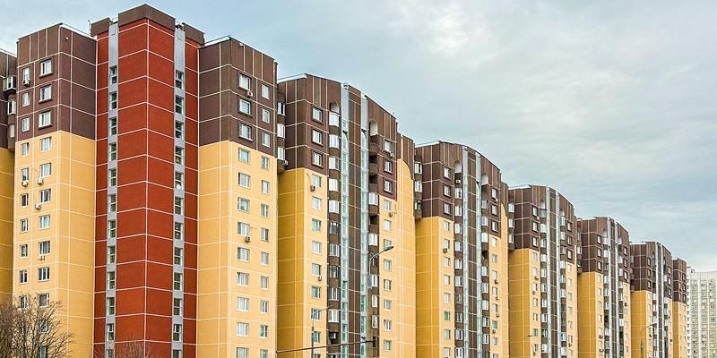 Более 380 домов в осенних оттенках обновили в Москве за пять лет