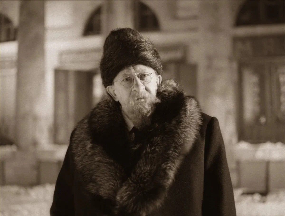 Человек, которого любили все: 100 лет со дня рождения Евгения Евстигнеева