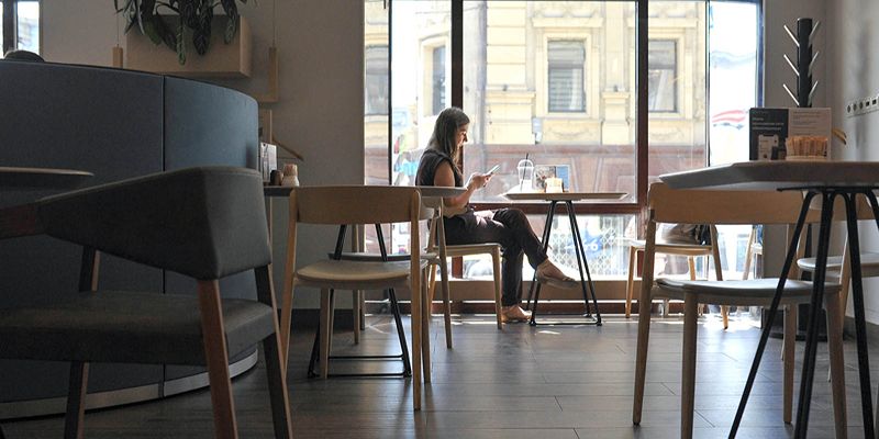 Бизнес-ланч с коллегой или застолье с друзьями: как обменять призовые баллы программы «Миллион призов» в кафе и ресторанах