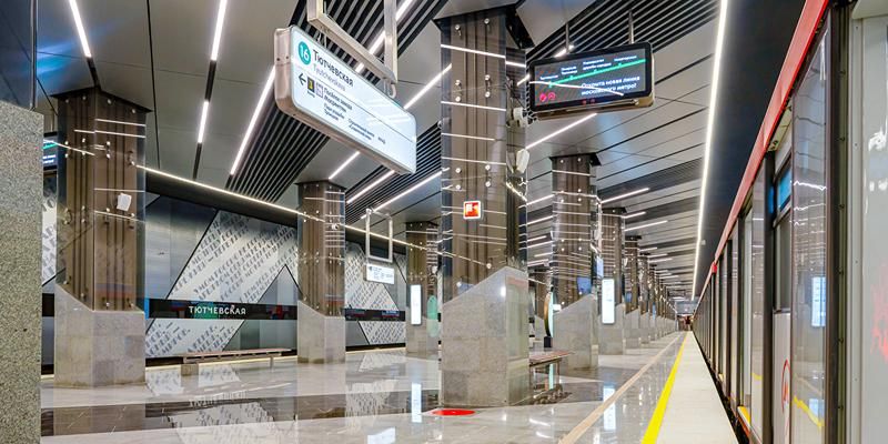 Новая линия метро, флагманский центр и кинопарк «Москино». Главные открытия 2024 года в Москве