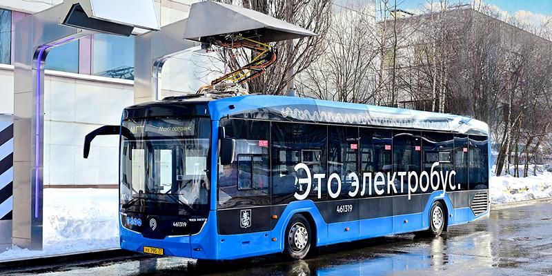 В столице тестируют новый способ зарядки электробусов