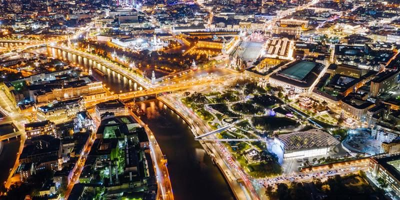 Более 80 тысяч умных фонарей появится в Москве в этом году