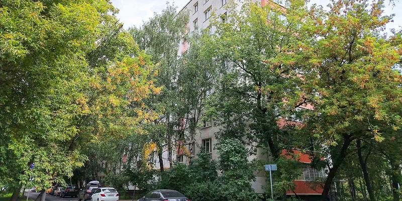 На городские торги выставили два помещения для бизнеса в Оболенском переулке
