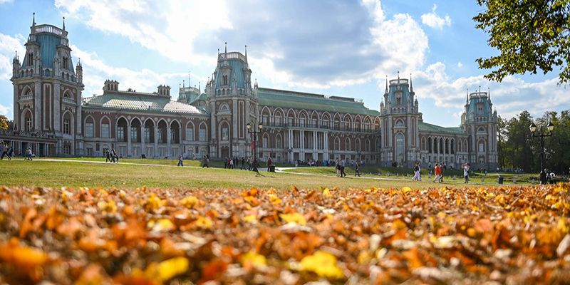 От усадеб до технопарков: какие места выбирают москвичи для осеннего отдыха