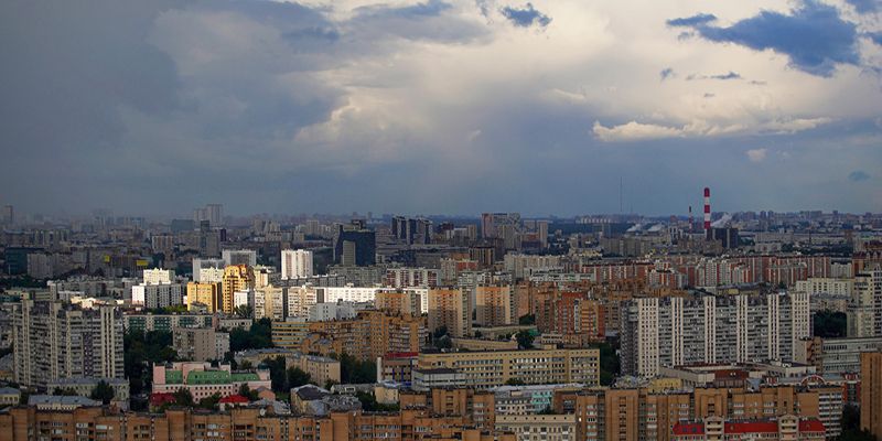 В Москве в пятницу усилится ветер