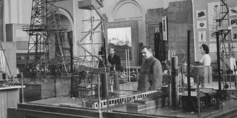 Выставка &laquo;Мир чудес&raquo; и 175-летие Пушкина: Главархив &mdash; о культурной жизни Москвы 50 лет назад
