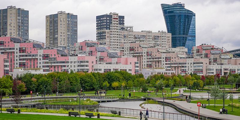 Город выставит на торги шесть помещений в здании на Ходынском бульваре