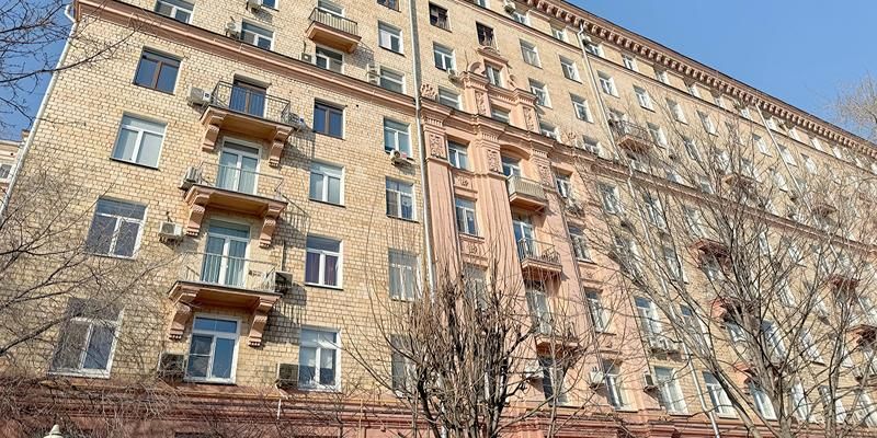 В столице отремонтируют пять домов, возведенных по проектам архитектора Ефима Вулыха