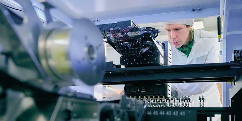 Столичные компании наращивают выпуск медицинского оборудования