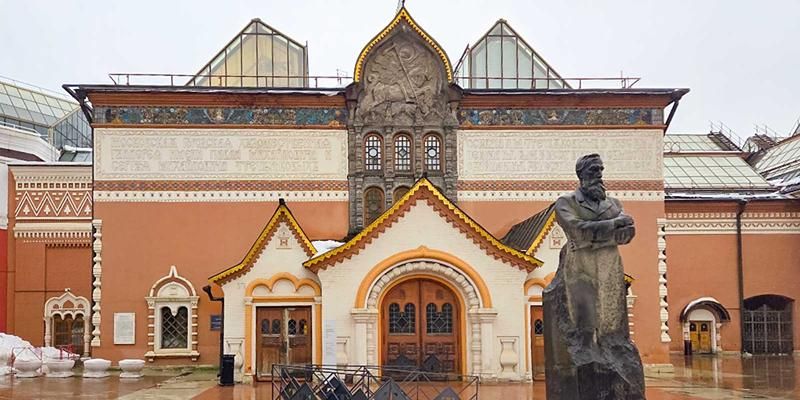 Парадный вход в храм искусства: резные двери главного здания Третьяковской галереи восстановят