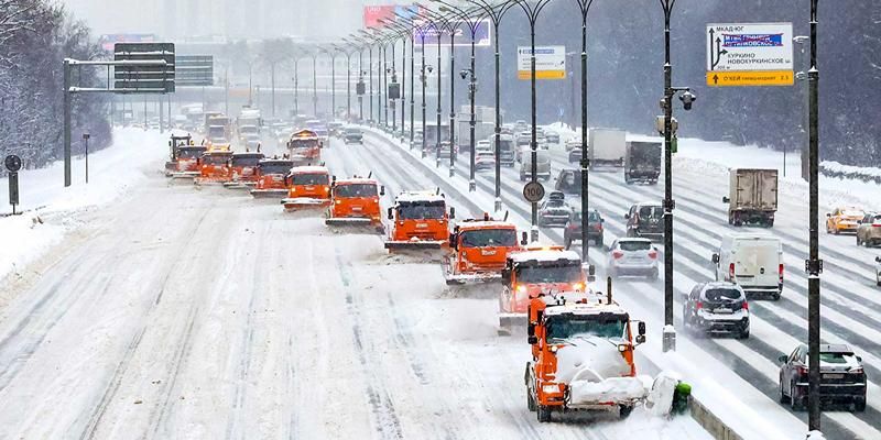 Как Москва справляется с мощным снегопадом, показали в «Мосфото»