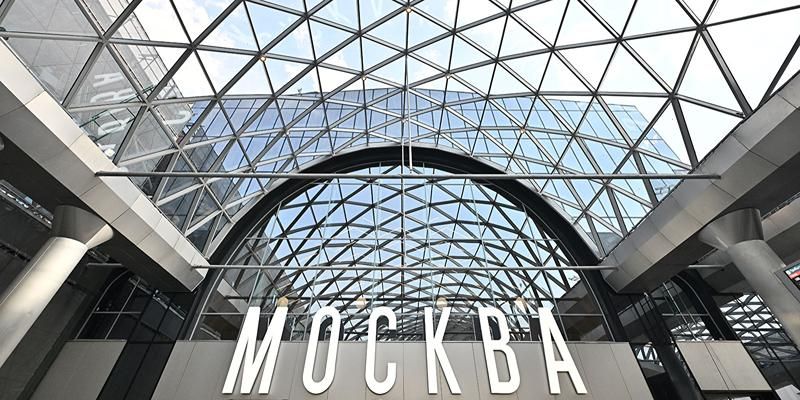 Уникальные навесы установили в ходе обновления Ленинградского вокзала