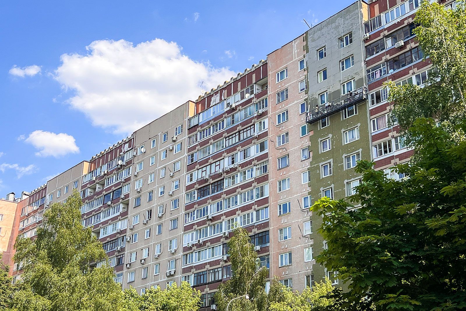 В Царицыне капитально отремонтируют пять домов по технологии «мокрый фасад»