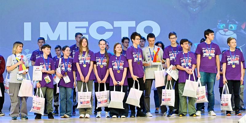 Столичные школьники стали лучшими на всероссийском турнире по робототехнике