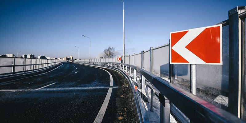 На 37 мостовых сооружениях столицы обновят деформационные швы