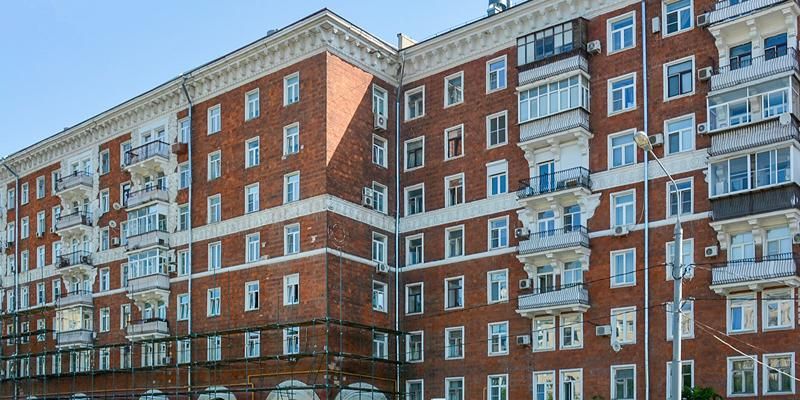 Более 30 домов в стиле советской неоклассики восстановят в 2024 году