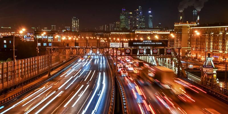 В столице продлили срок упрощенного получения ночных пропусков для грузовиков