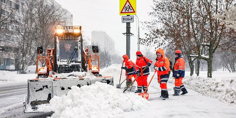 В столице проводятся работы по очистке водостоков