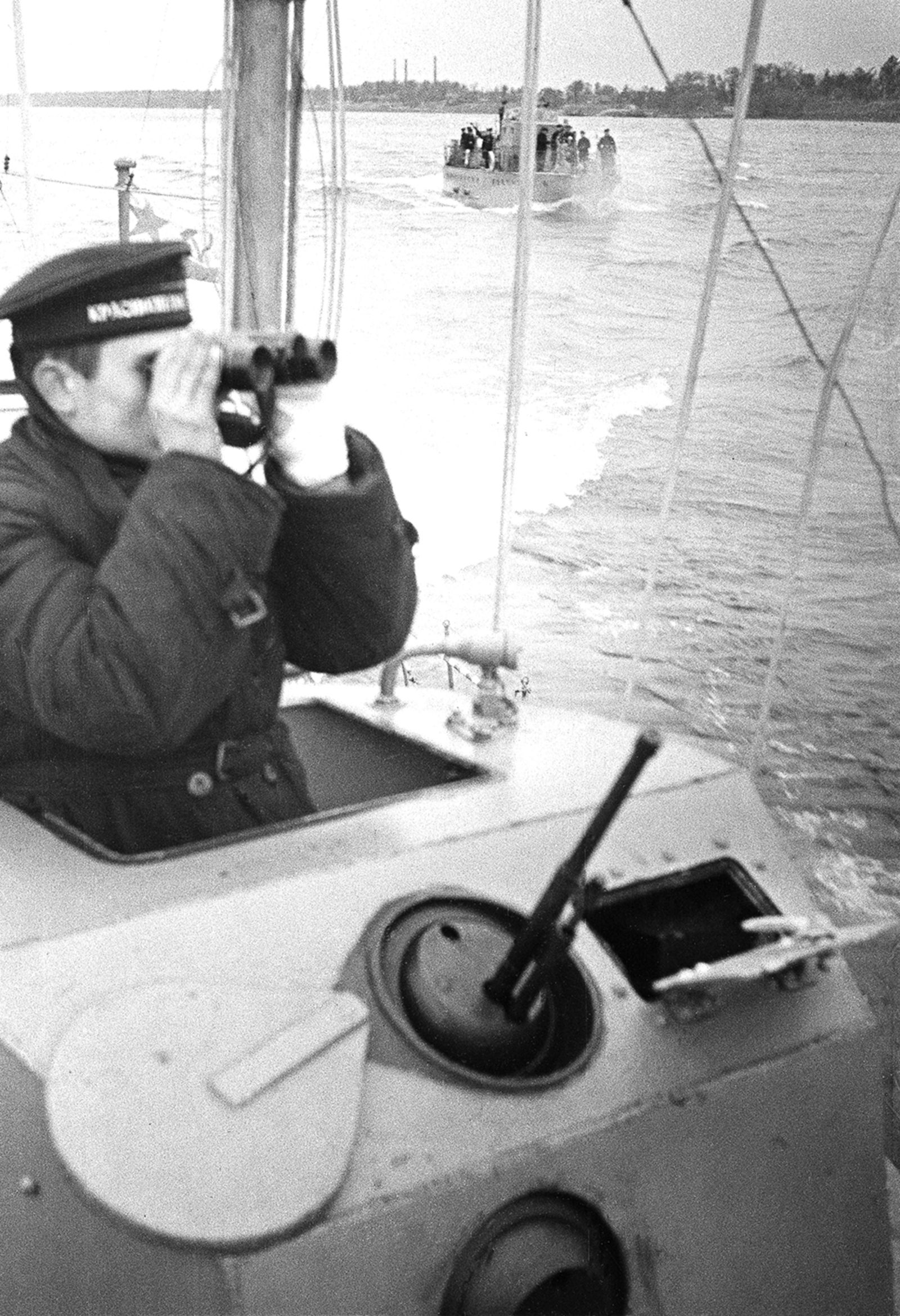 Бронекатера Краснознамённого Балтийского флота в походе. Октябрь 1941 г. Фото М.А. Трахмана. Главархив Москвы