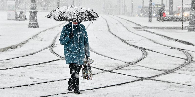 ЦОДД призвал водителей пересесть на общественный транспорт из-за снегопада