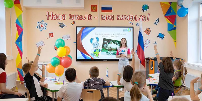 Получить образование и поддержку: как проект «УчимЗнаем» помогает пациентам детских больниц
